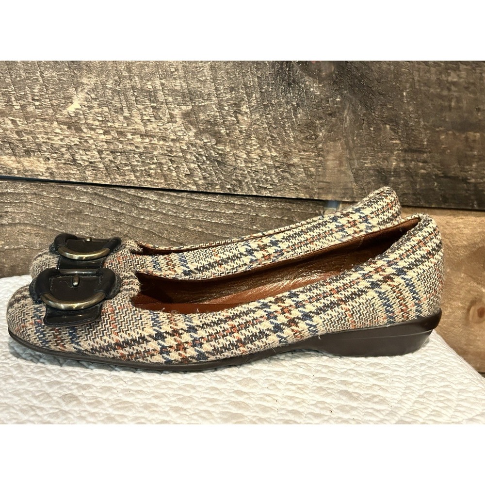 COLE HAAN NKE AIR MULTICOLORED TWEED FLATS PATENT LEATHER FRONT BUCKLE 8